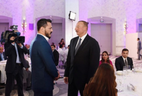 Ильхам Алиев встретился с чемпионом мира Забитом Самедовым 